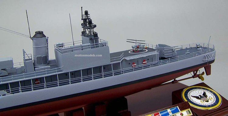 USS Charles H. Roan USS Charles H Roan DD853 Gearing Class Destroyer Model airplanes