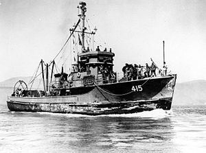 USS Chatterer (AMS-40) httpsuploadwikimediaorgwikipediacommonsthu