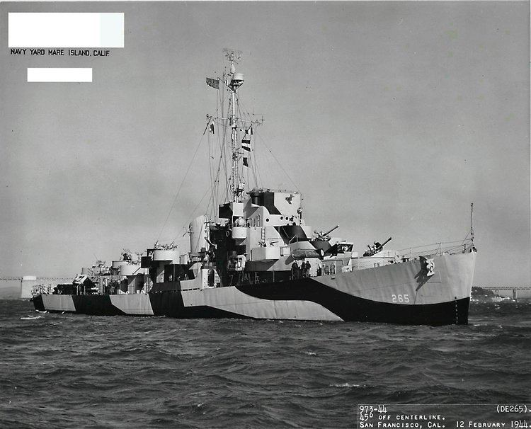 USS Cloues (DE-265) wwwnavsourceorgarchives06images2650626502jpg