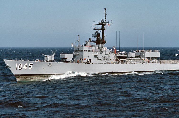 USS Davidson (FF-1045) wwwnavsourceorgarchives06images060210450602