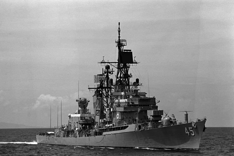 USS Dewey (DDG-45) FileUSS Dewey DDG45 underway in June 1979JPEG Wikimedia Commons