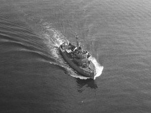 USS Direct (AM-430) httpsuploadwikimediaorgwikipediacommonsthu