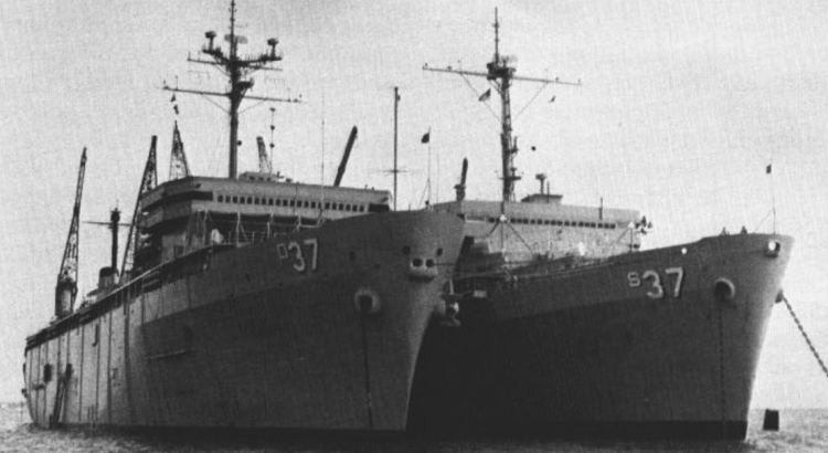 USS Dixon (AS-37) FileUSS Samuel Gompers AD37 and USS Dixon AS37 at Diego
