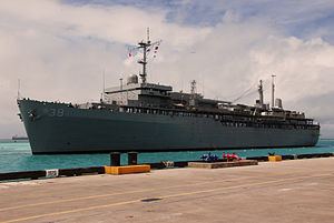 USS Emory S. Land (AS-39) httpsuploadwikimediaorgwikipediacommonsthu