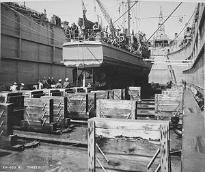 USS Endurance (ARDM-3) httpsuploadwikimediaorgwikipediacommonsthu