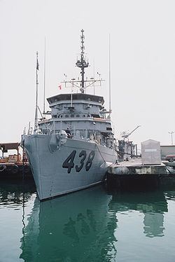 USS Esteem (AM-438) httpsuploadwikimediaorgwikipediacommonsthu