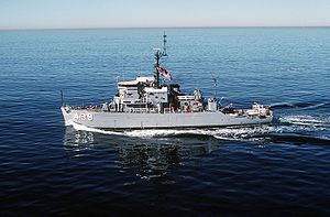 USS Excel (AM-439) httpsuploadwikimediaorgwikipediacommonsthu