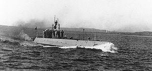 USS F-3 (SS-22) httpsuploadwikimediaorgwikipediacommonsthu