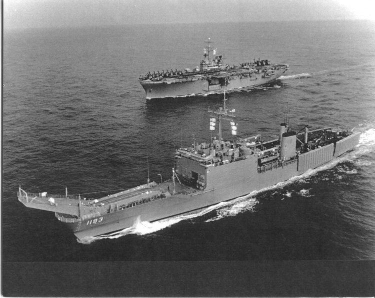 USS Fairfax County (LST-1193) wwwnavsourceorgarchives10161016119303jpg