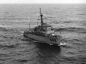USS Fearless (MSO-442) httpsuploadwikimediaorgwikipediacommonsthu