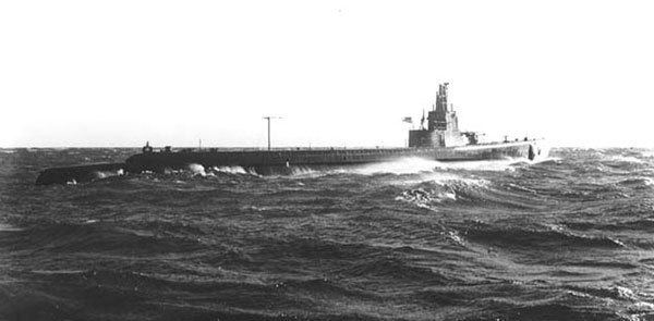 USS Golet httpsuploadwikimediaorgwikipediacommonsee
