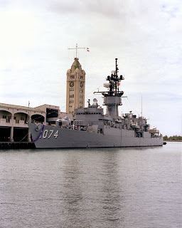 USS Harold E. Holt (FF-1074) Naval Warfare USS Harold E Holt FF1074