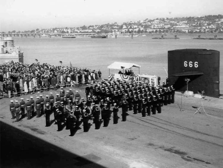 USS Hawkbill (SSN-666) Submarine Photo Index