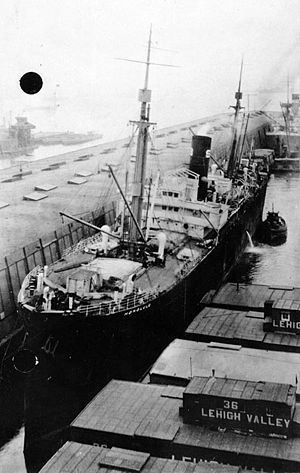 USS Honolulu (ID-1843) httpsuploadwikimediaorgwikipediacommonsthu