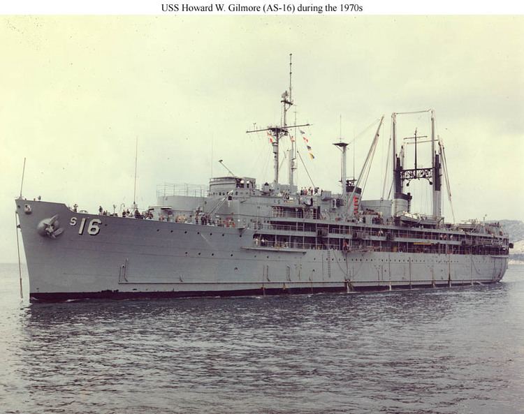 USS Howard W. Gilmore (AS-16) AS16 Howard W Gilmore submarine tender ThresherPermit Class