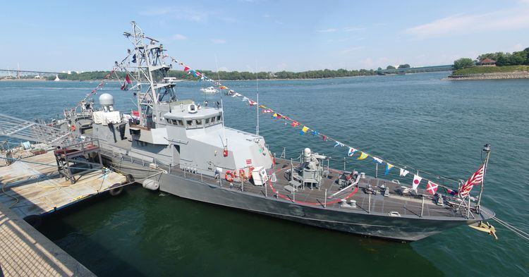 USS Hurricane FileThe USS Hurricane docked in Montral during the 2012 Great Lake