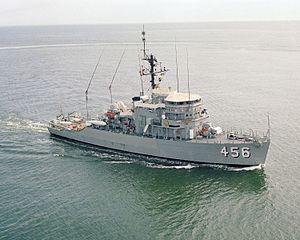 USS Inflict (AM-456) httpsuploadwikimediaorgwikipediacommonsthu