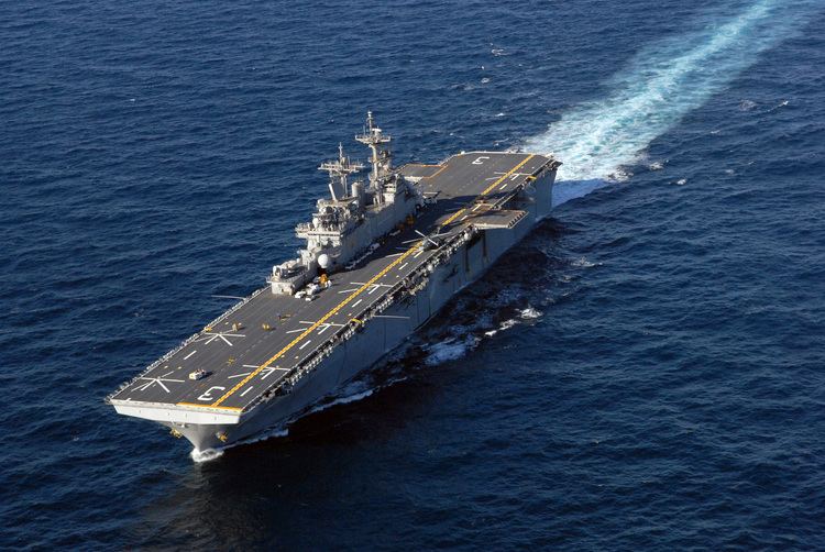 USS Kearsarge (LHD-3) FileUS Navy 120110NNX461106 The amphibious assault ship USS