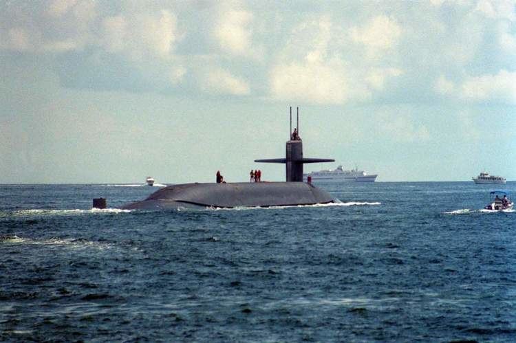 USS Kentucky (SSBN-737) Submarine Photo Index