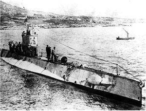 USS L-11 (SS-51) httpsuploadwikimediaorgwikipediacommonsthu