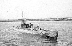 USS L-2 (SS-41) httpsuploadwikimediaorgwikipediacommonsthu