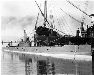 USS L-6 (SS-45) httpsuploadwikimediaorgwikipediacommonsthu