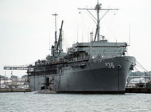 USS L. Y. Spear (AS-36) USS LY Spear AS36 DampS Peirs Norfolk Va oldsalt6585 Flickr