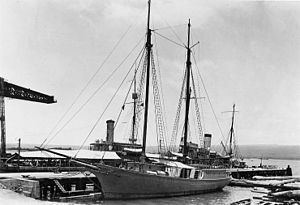 USS Lanikai httpsuploadwikimediaorgwikipediacommonsthu