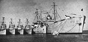 USS Lapwing (AMS-48) httpsuploadwikimediaorgwikipediacommonsthu