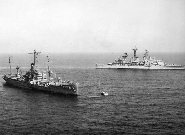 USS Liberty (AGTR-5) FileUSS Liberty AGTR5 with USS Little Rock CLG4 1967jpg