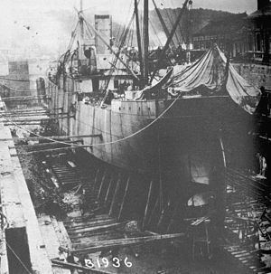 USS Long Beach (AK-9) httpsuploadwikimediaorgwikipediacommonsthu