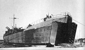 USS LST-12 httpsuploadwikimediaorgwikipediacommonsthu