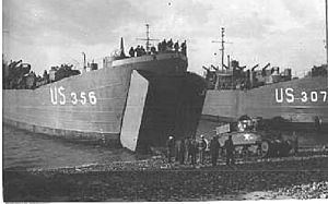 USS LST-356 httpsuploadwikimediaorgwikipediacommonsthu