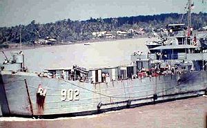 USS Luzerne County (LST-902) httpsuploadwikimediaorgwikipediacommonsthu