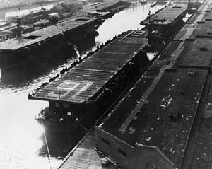 USS Makassar Strait (CVE-91) httpsuploadwikimediaorgwikipediacommonsthu