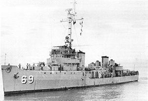 USS Murrelet (AM-372) httpsuploadwikimediaorgwikipediacommonsthu