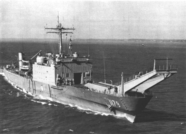USS Newport (LST-1179) FileUSS Newport LST1179 at sea c1978jpg Wikimedia Commons