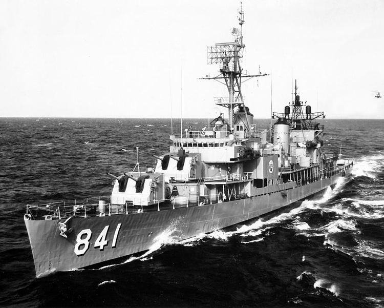 USS Noa (DD-841) FileUSS Noa DD841 underway on 1 April 1965jpeg Wikimedia Commons