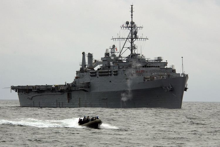 USS Ogden (LPD-5) FileUS Navy 050816F9085B008 US Coast Guard39s Marine Safety and