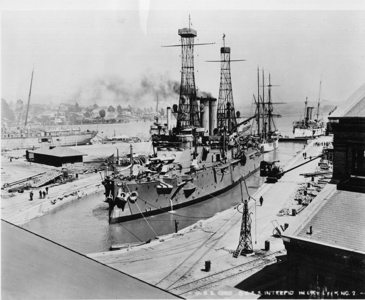 USS Ohio (BB-12) USS Ohio BB12 in Mare Island dry dock 2 1915 USS Ohio Flickr