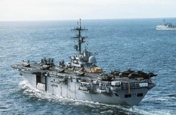 USS Okinawa (LPH-3) USS OKINAWA LPH3 PATCH US NAVY MARINES BATTLE WW 2 FMF MAW APOLLO