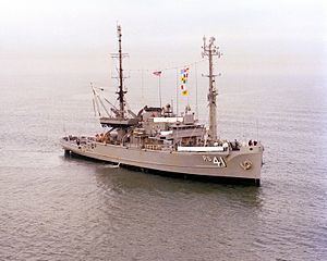 USS Opportune (ARS-41) httpsuploadwikimediaorgwikipediacommonsthu