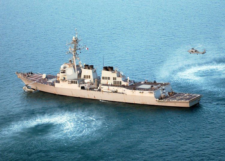 USS Oscar Austin FileUSS Oscar Austin DDG79 underway in the Persian Gulf on 26