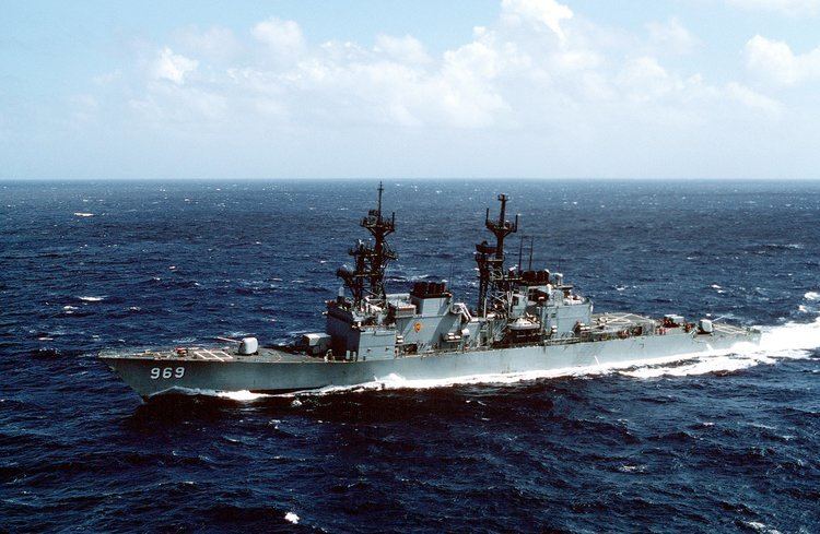 USS Peterson (DD-969) FileUSS Peterson DD969jpg Wikimedia Commons