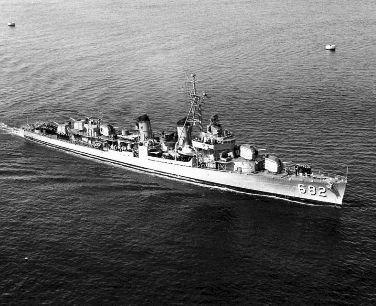 USS Porterfield httpsuploadwikimediaorgwikipediacommons11