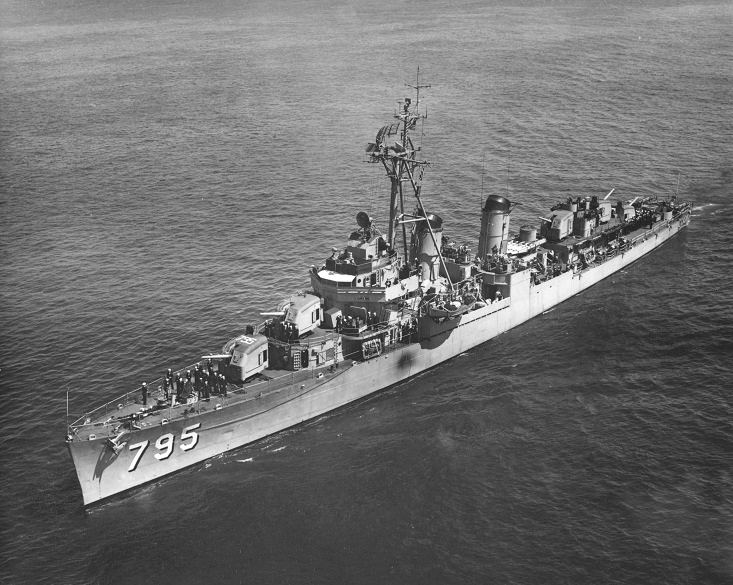 USS Preston (DD-795) FileUSS Preston DD795 underway c1950jpg Wikimedia Commons