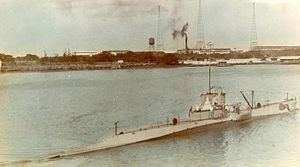 USS R-17 (SS-94) httpsuploadwikimediaorgwikipediacommonsthu