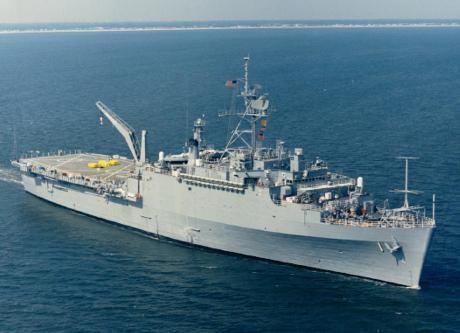 USS Raleigh (LPD-1) raleighlpd1tripodcompagepic2JPG