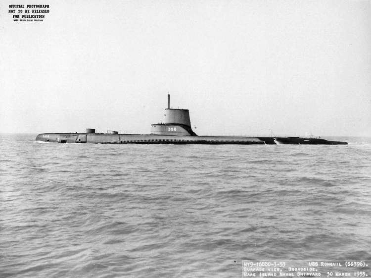 USS Ronquil (SS-396) Submarine Photo Index