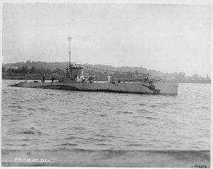 USS S-19 (SS-124) httpsuploadwikimediaorgwikipediacommonsthu